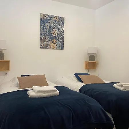 La Vie Est Belle - Centre D'arromanches, Terrasse *