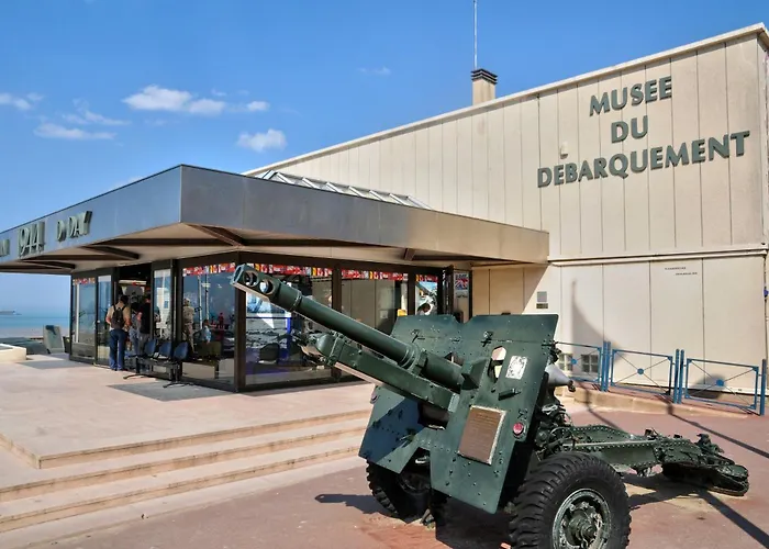 La Vie Est Belle - Centre D'arromanches, Terrasse *
