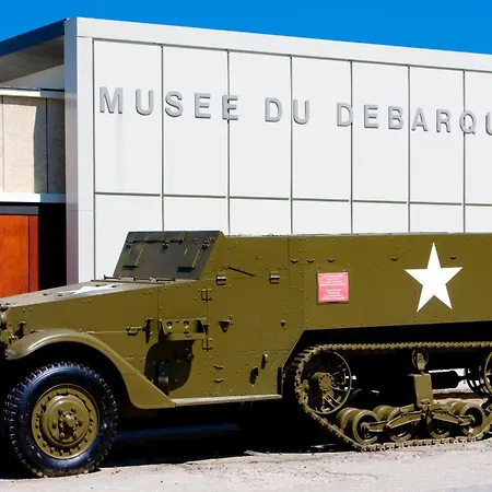 La Vie Est Belle - Centre D'arromanches, Terrasse